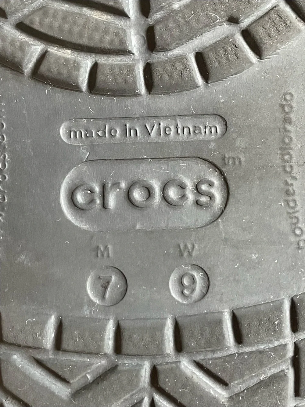 CROCS Unisex Blue Clog with White Midsole Trim & Strap (M: 7/W: 9)